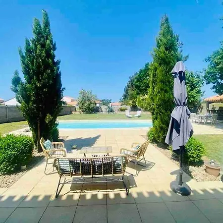 Clisson 4 Avec Piscine Privee Sur Golf Pays De Saint Gilles * Coëx