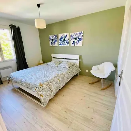 Villa Clisson 4 Avec Piscine Privee Sur Golf Pays De Saint Gilles *