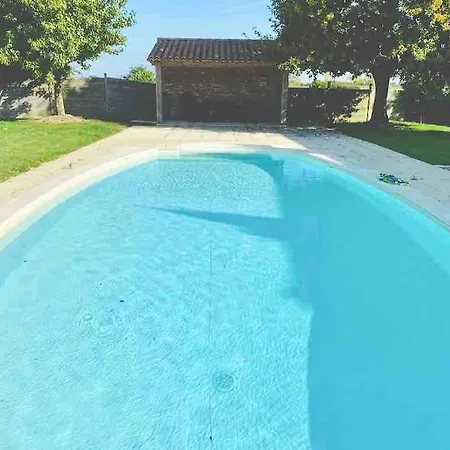 Clisson 4 Avec Piscine Privee Sur Golf Pays De Saint Gilles Villa